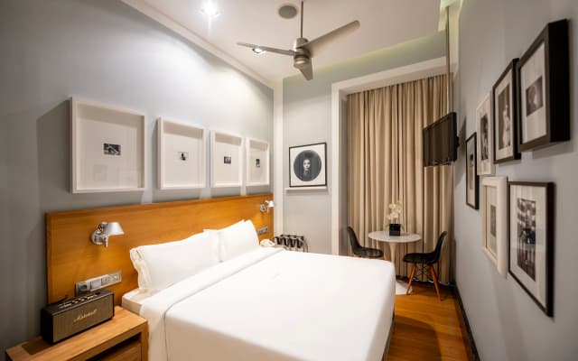 Browns Downtown Hotel - photo 3