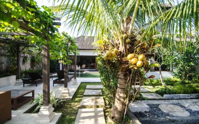 Villa Kami Ubud - photo 2