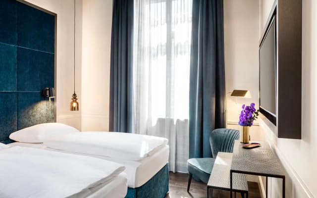 Hotel AMO by AMANO Friedrichstraße - photo 4