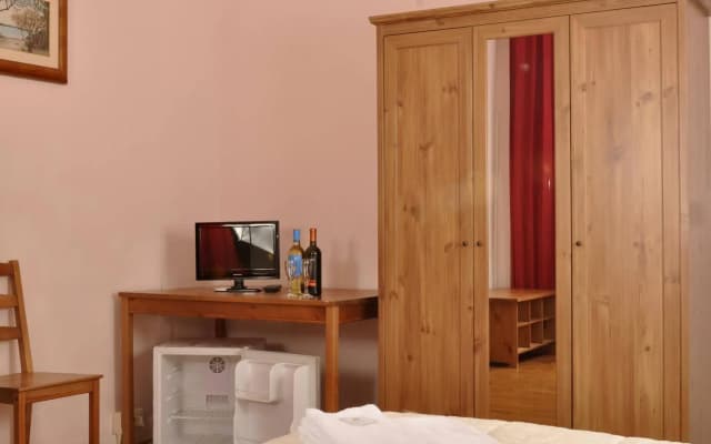 Gialel Guesthouse - photo 4