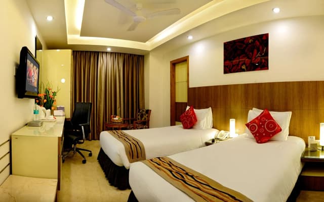 Iris Park Hotel - photo 3