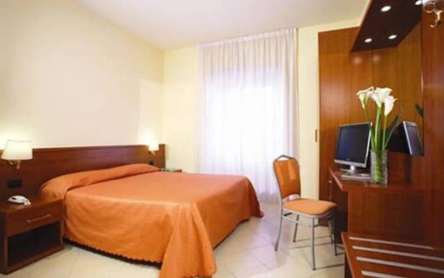 Hotel Priscilla - photo 5
