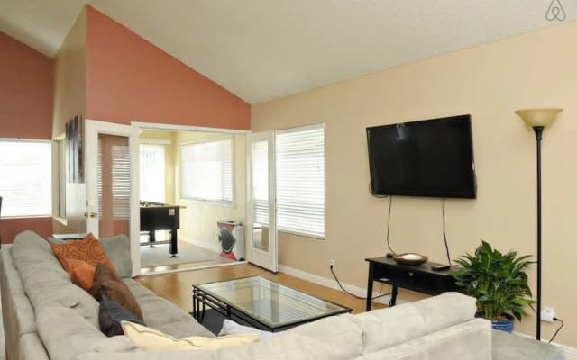 Luxury 4br 8min to Las Vegas Strip - photo 3
