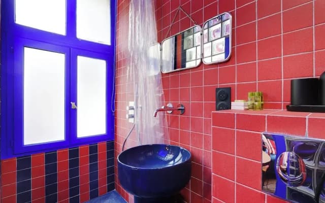 Cosy, Colourful Studio for 2 - Heart of "marais" - photo 4