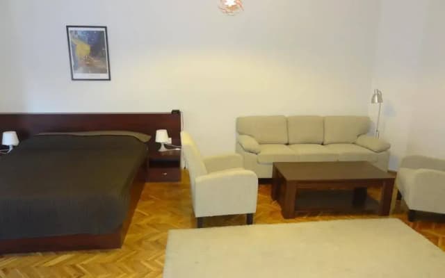 Five Season's Apartment - photo 5