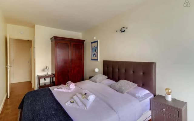 Spacious Apartment Near Exhibition Park - photo 5
