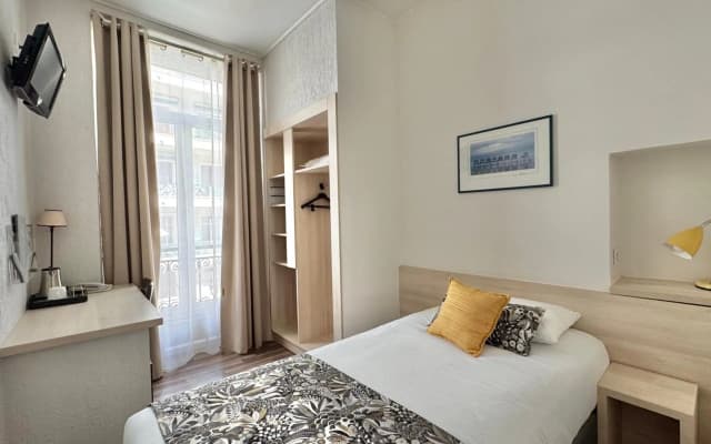 Hôtel Helvétique - photo 5