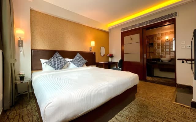 Lander Grand Hotel - photo 2