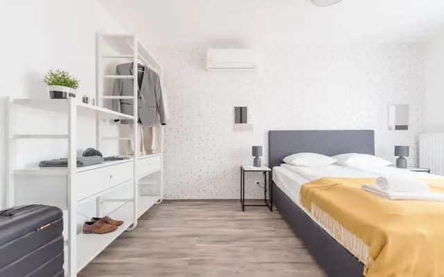 Oasis Apartments at Broadway Residence - photo 4