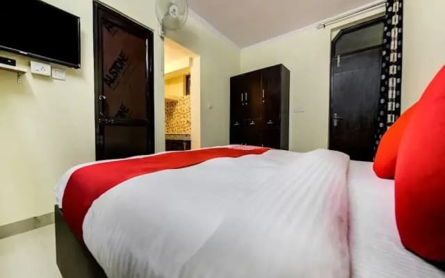 Kamal Palace By OYO Rooms - photo 4