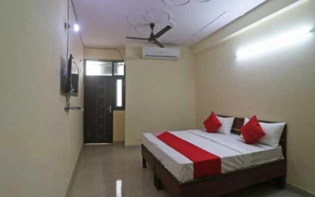 Flagship 93346 New Mayur Palace - photo 3