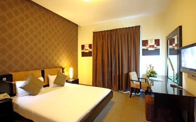 First Royal Hotel Apartment - photo 5