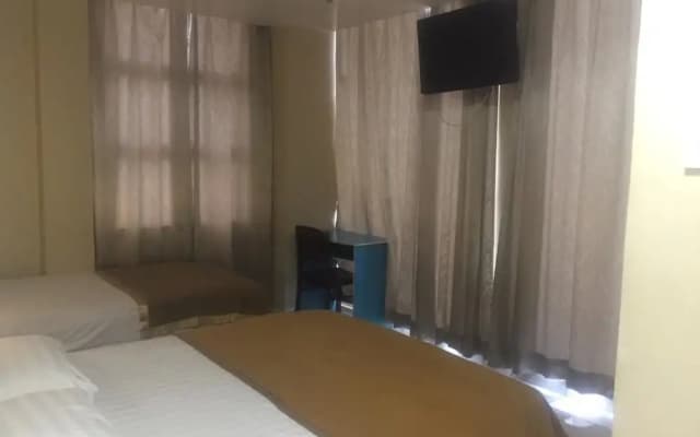 Hotel Lavender Inn - photo 4