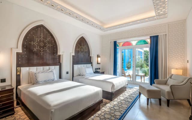 Hilton Salwa Beach Resort & Villas - photo 5