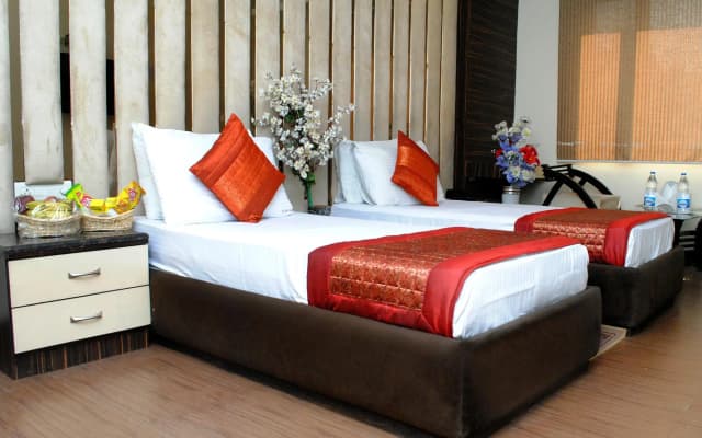 The Gold Inn Paharganj - photo 3