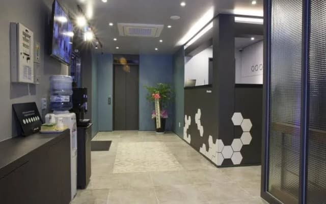 Hotel Hive - photo 4