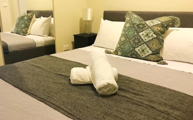 Sky City Serviced Apartment - photo 4
