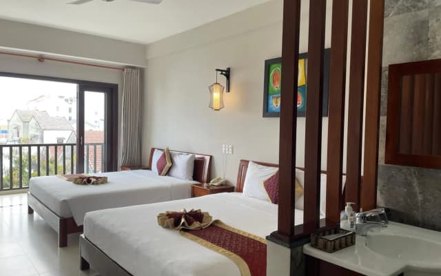 Sunshine Hoian Hotel - photo 3