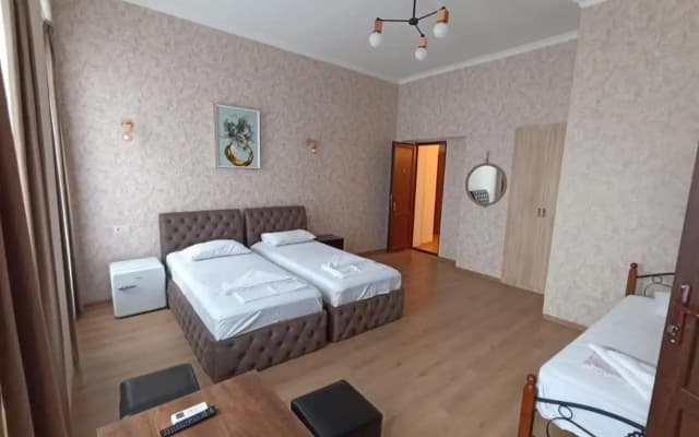 Hotel Guri - photo 3