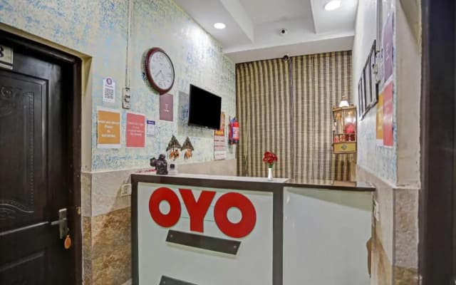 OYO Flagship 80533 Kashvi Palace - photo 2