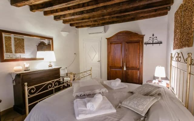 Florence Tower Apartment - photo 3