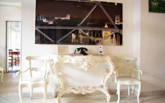 Hotel Alex - photo 2