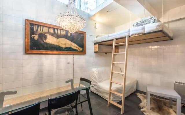 Original, cosy 25m² near CANAL ST-MARTIN - photo 3