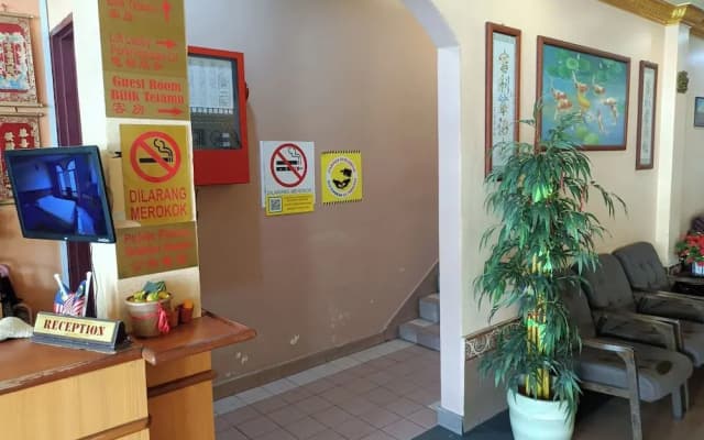 FullyWell Hotel - photo 2