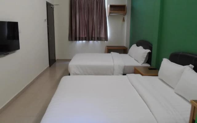 Grand Court Inn Sungai Besar - photo 3