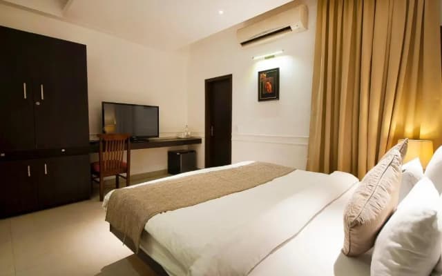 Hotel De Aura - photo 5