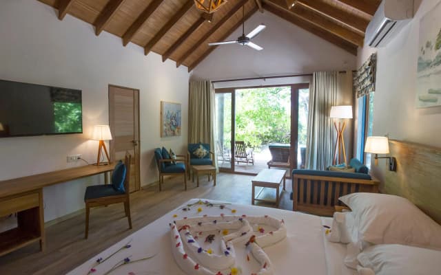 Reethi Faru Resort – Stay 5 Nights or More and Enjoy a Free Sunset Cruise - photo 5