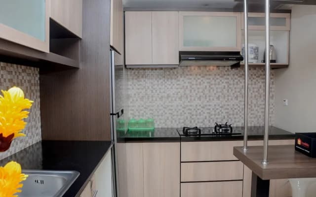 Comfort and Minimalist Studio Puri Kemayoran Apartment - photo 3
