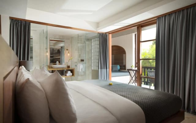 Amnaya Resort Kuta - photo 4