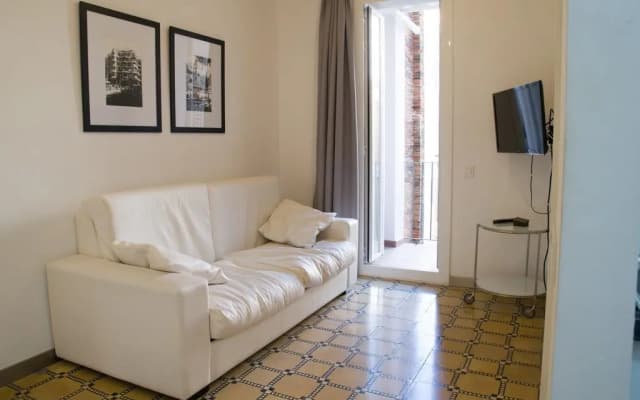 Barnapartments Basic Gracia - photo 3