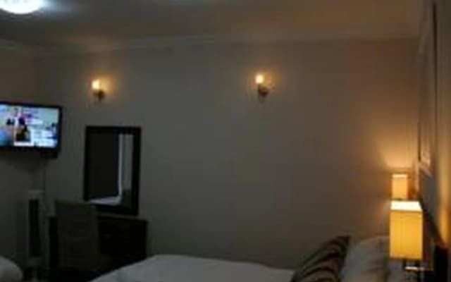 Baytree Hotel - photo 4