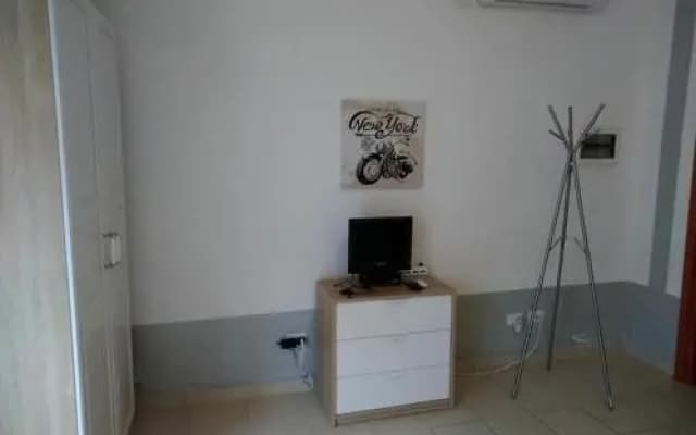 DanyHouseDue, Bed and Breakfast Careggi Firenze - photo 2