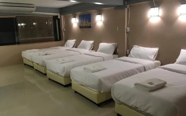 Icon Hostel - photo 2