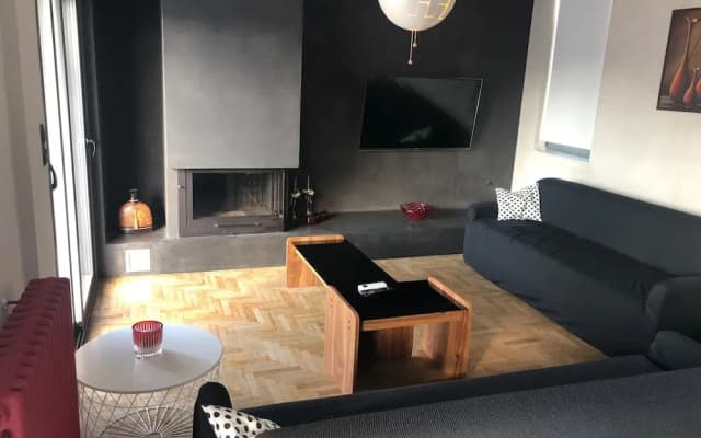 Luxurious Apartment With big Balcony Best Location - photo 2