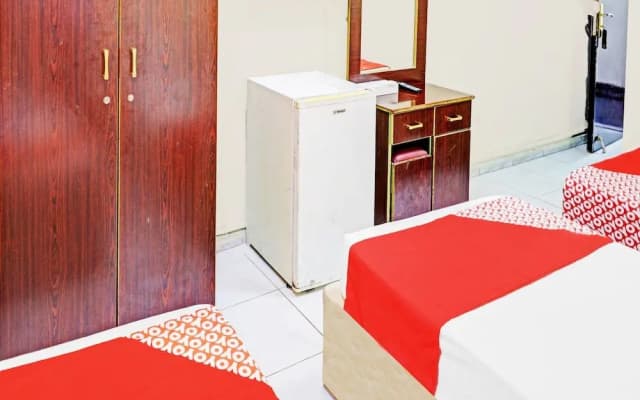 Great Country Hotel by OYO Rooms - photo 3