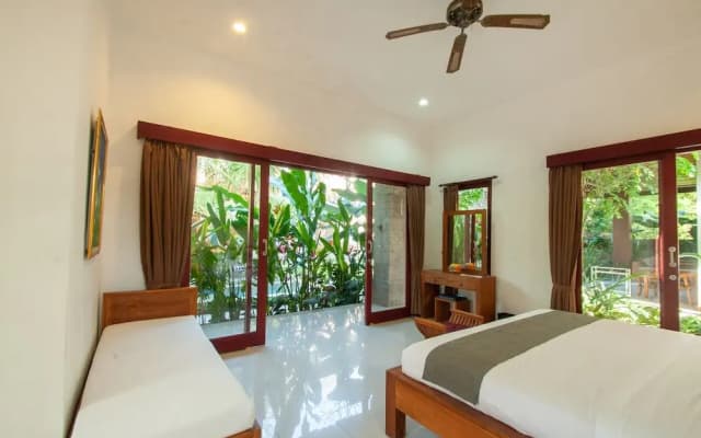 Flamboyant Villa Ubud - photo 3