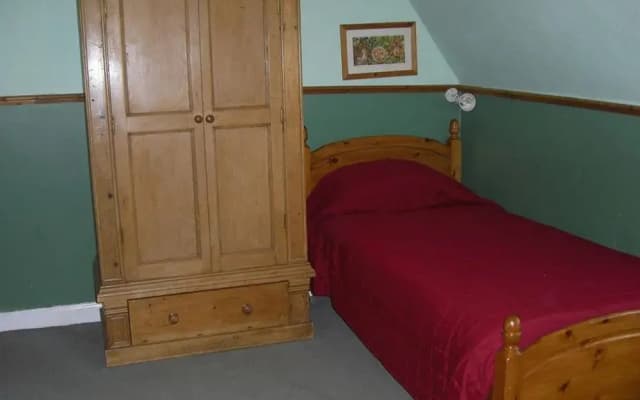 The Robert Burns Hotel - photo 3