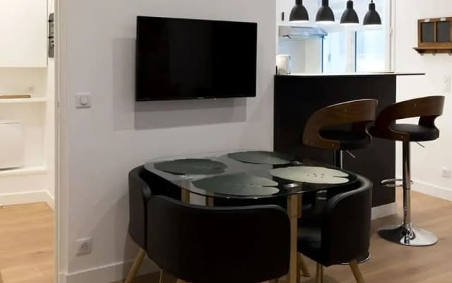 Stylish Sevre I Chic 1-br in the Heart of the 6th - photo 5