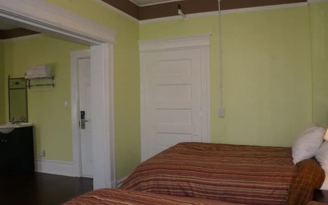 The Utah Inn - photo 3