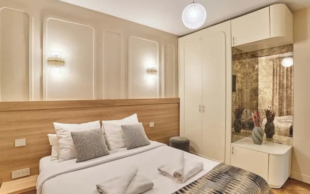 Superb Air-conditioned Flat on the Champs Elysees - photo 4