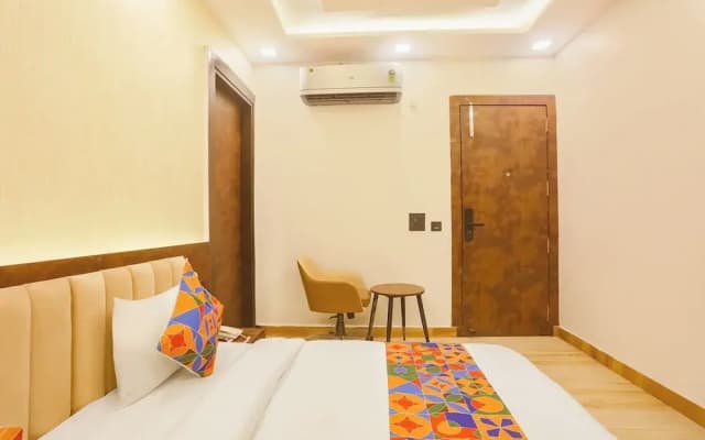 Fabhotel Sugar Inn - photo 2