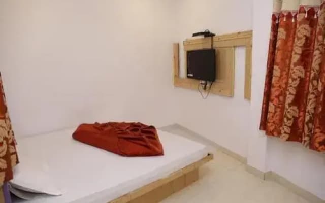 UNV Hostel - photo 4