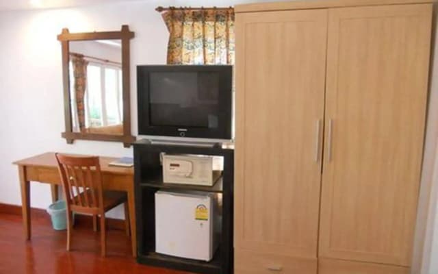Nakara Long Beach Resort - photo 2