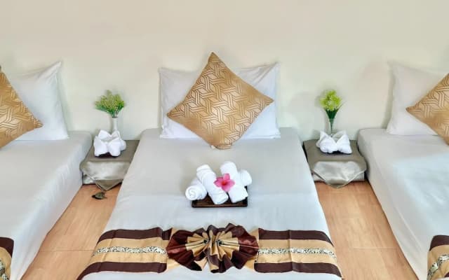 Iris palace - photo 3