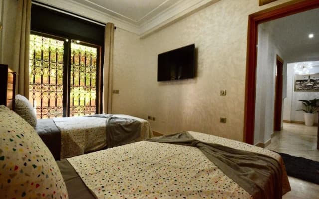 Discover our Charming Garden Ground Floor - photo 2