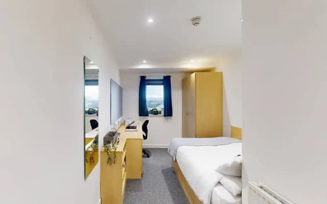 Student only Classic Ensuite Edinburgh - photo 5